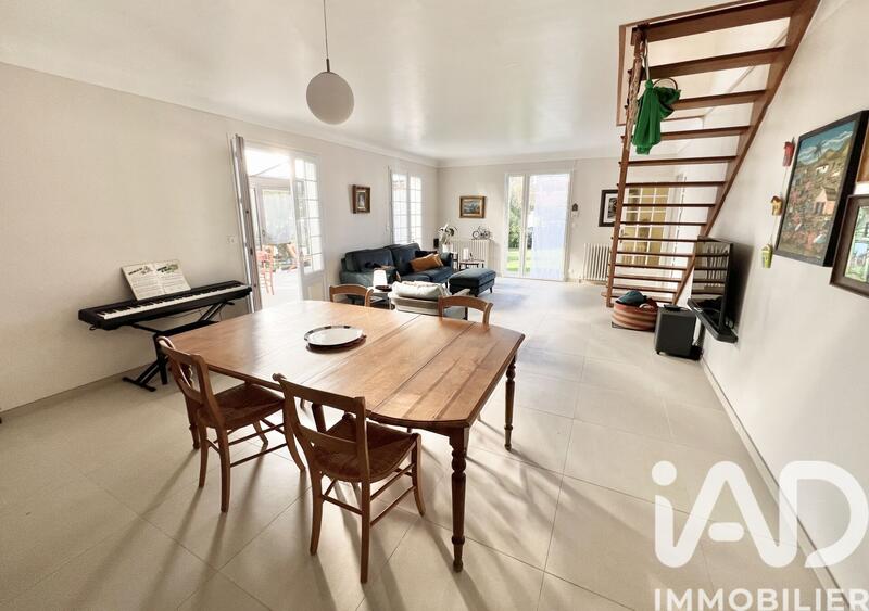 Maison - 168 m² - 6 pièces