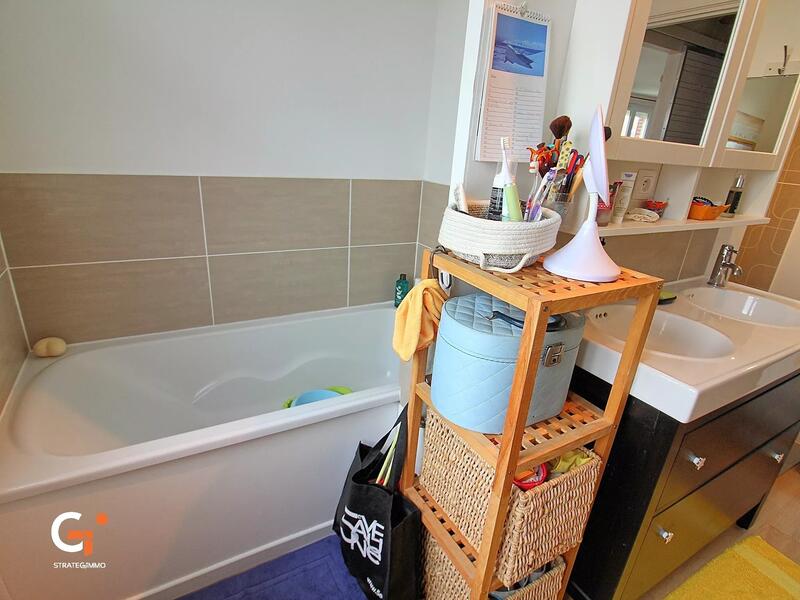 Maison - 97 m² - 4 pièces