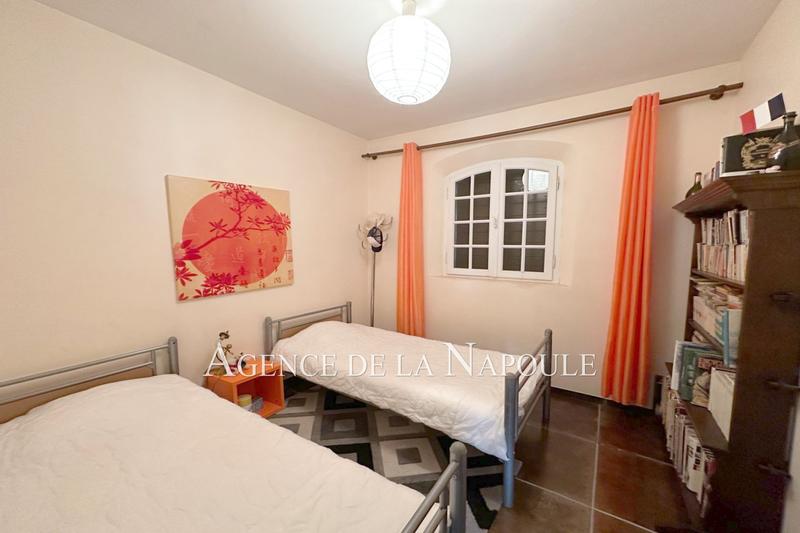 Maison - 180 m² - 6 pièces