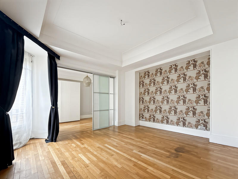 Appartement - 157 m² - 5 pièces