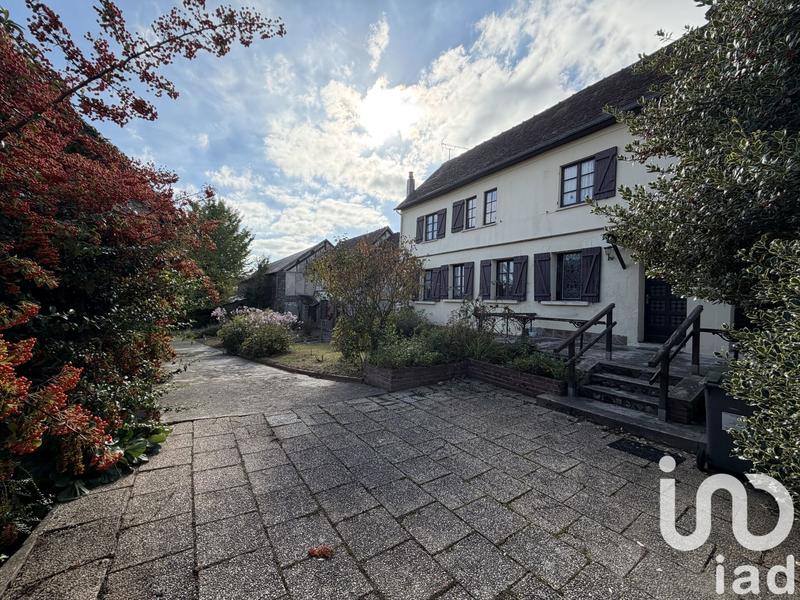 Maison - 221 m² - 6 pièces