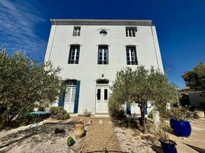 Maison bourgeoise - 258 m² - 10 pièces