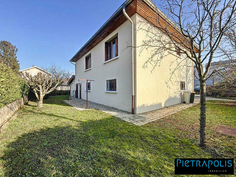 Maison - 150 m² - 6 pièces