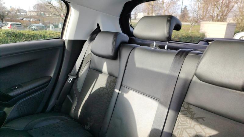 Peugeot 208 1.6 VTi 120 Feline