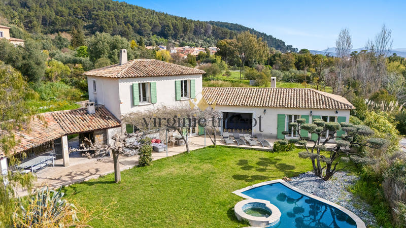 Maison - 153 m² - 5 pièces