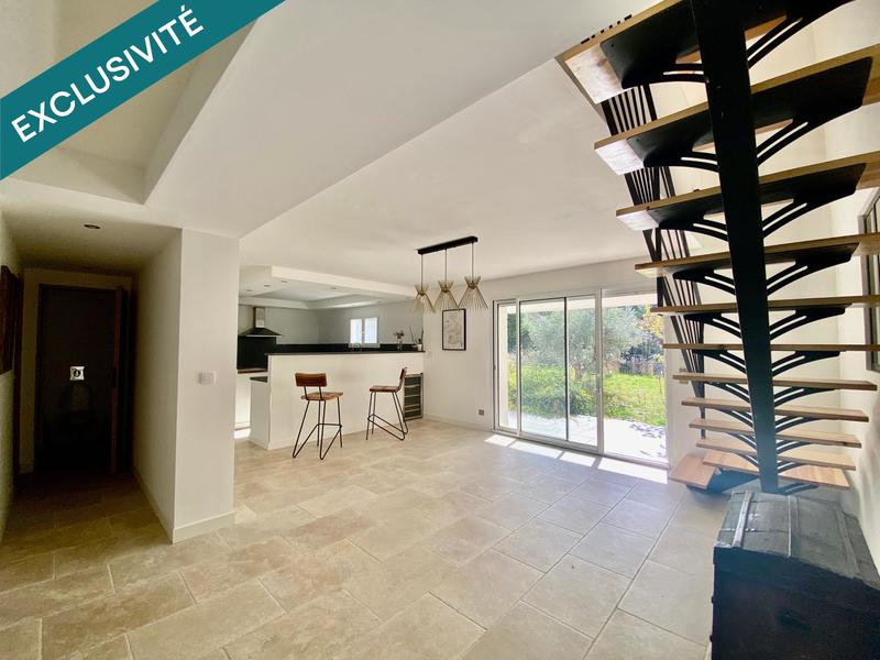 Villa - 220 m² - 7 pièces