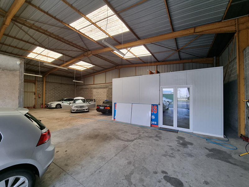 Local d'activité / Entrepôt - 280 m² - 2 pièces
