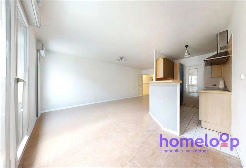 Appartement - 90 m² - 4 pièces