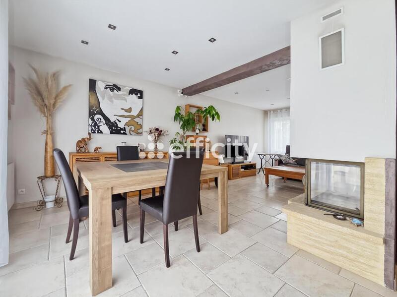 Villa - 140 m² - 5 pièces