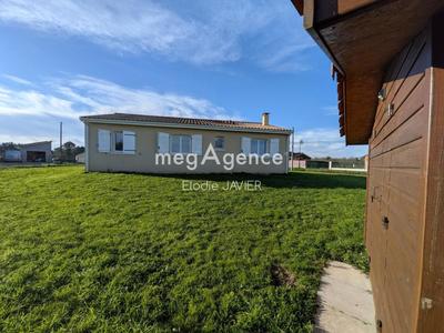 Maison de village - 88 m² - 5 pièces