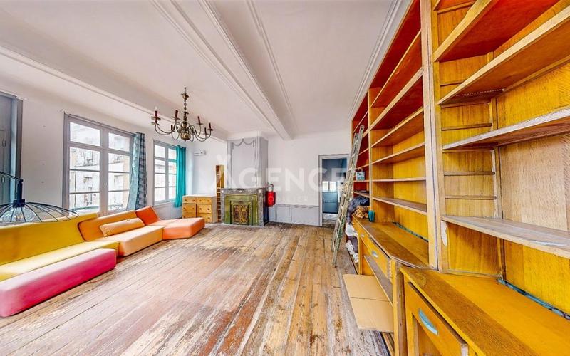 Maison - 294 m² - 7 pièces