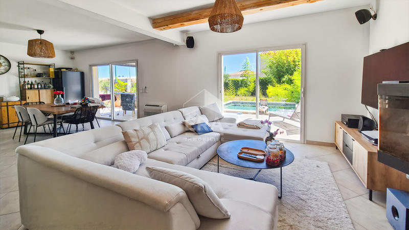 Maison - 122 m² - 5 pièces