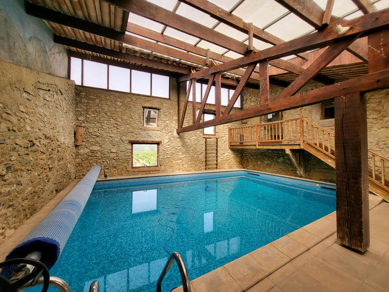 Maison - 436 m² - 15 pièces