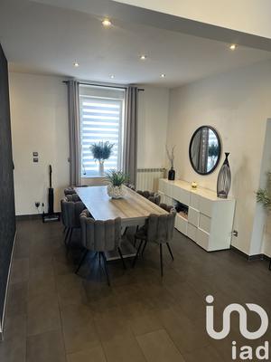 Maison - 103 m² - 8 pièces