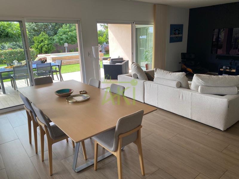 Maison contemporaine - 200 m² - 6 pièces