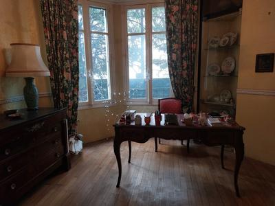 Maison - 200 m² - 7 pièces