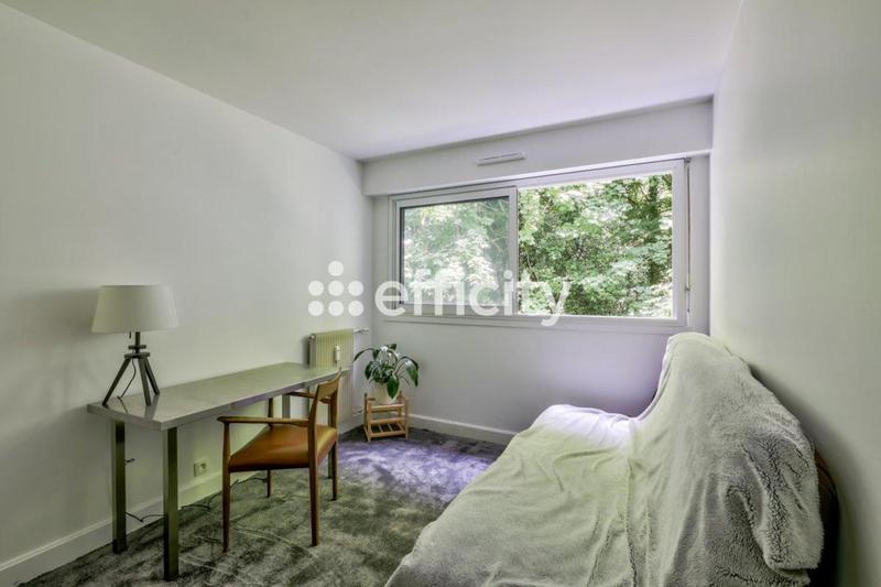 Appartement - 118 m² - 6 pièces