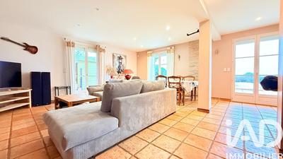 Maison - 172 m² - 5 pièces