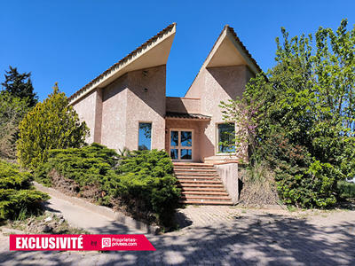 Maison - 291 m² - 7 pièces