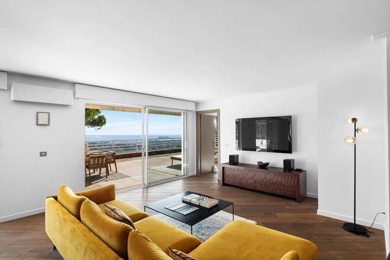 Appartement - 156 m² - 5 pièces