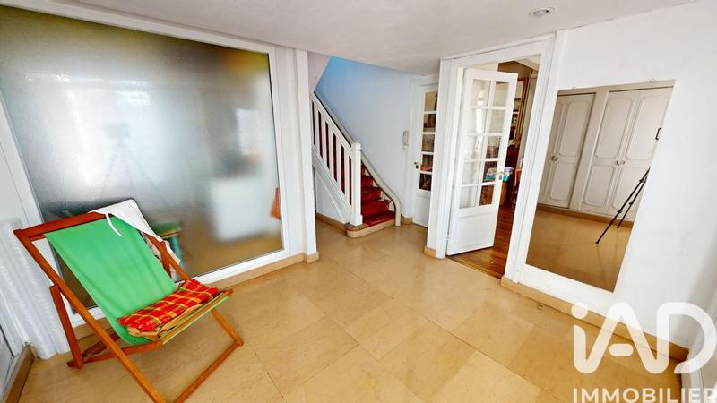 Maison - 190 m² - 9 pièces