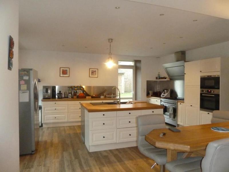 Maison - 350 m² - 10 pièces