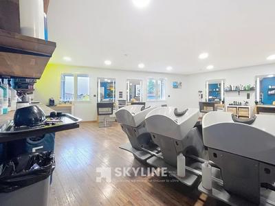 Fonds de commerce - Magasins - 65 m²