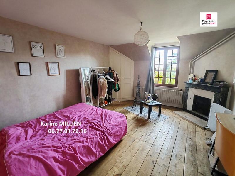 Maison - 214 m² - 9 pièces