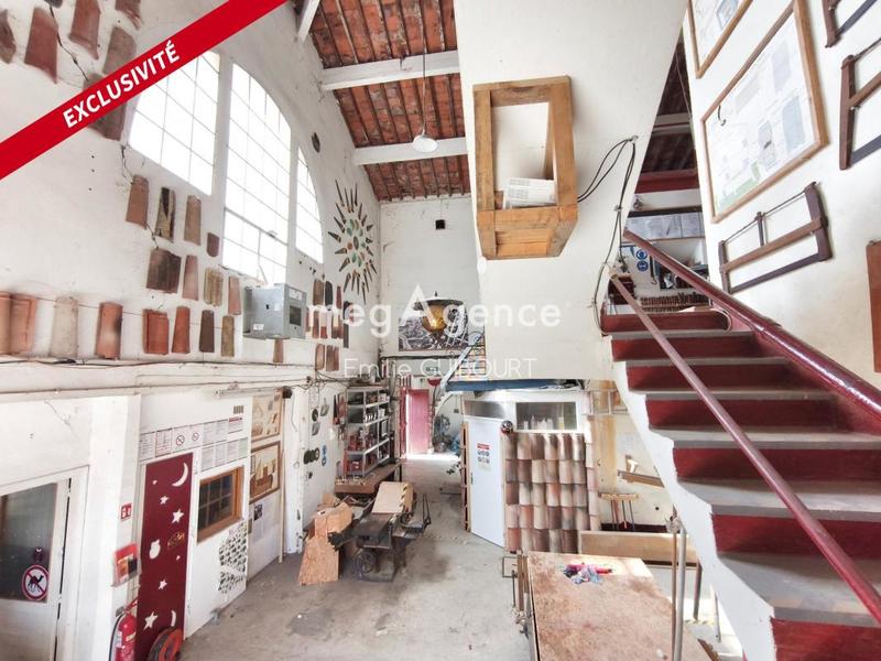 Local commercial - 1 100 m² - 6 pièces