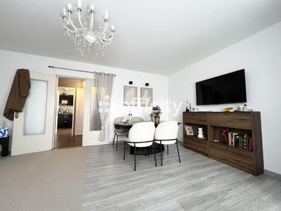 Appartement - 105 m² - 6 pièces