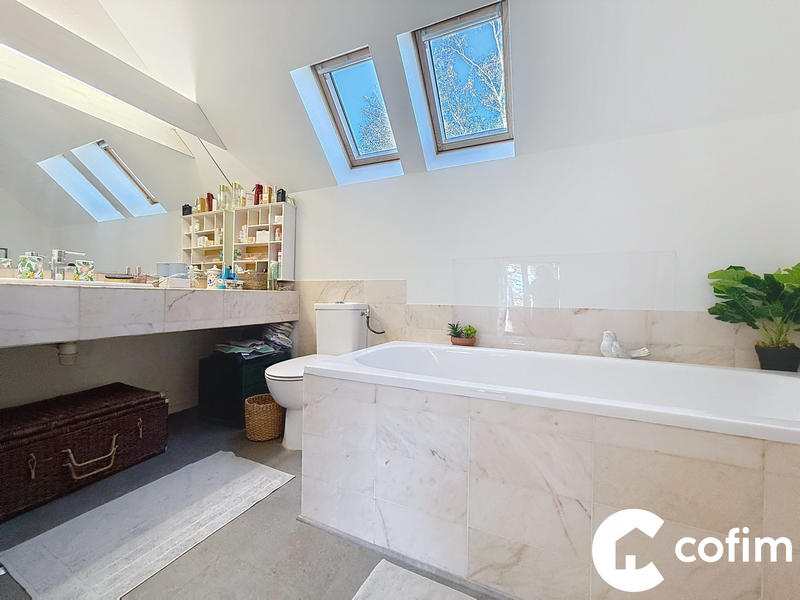 Villa - 150 m² - 6 pièces