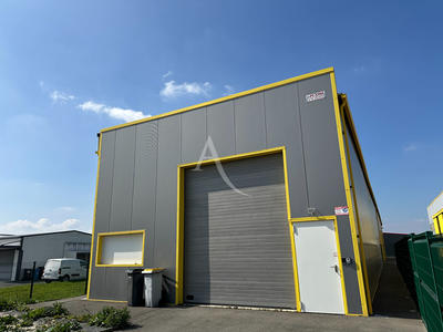 Local commercial - 210 m²