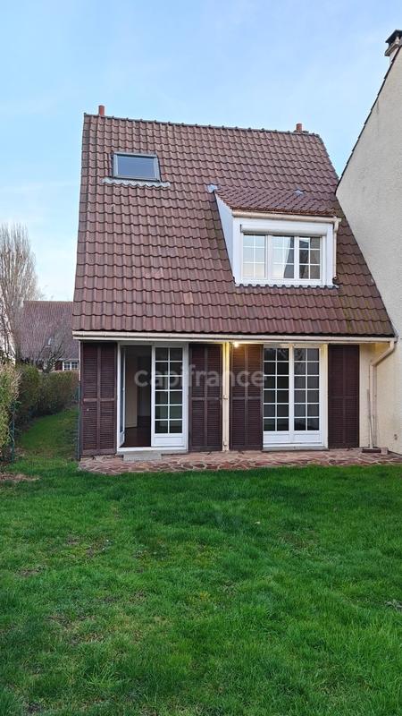 Maison - 100 m² - 4 pièces