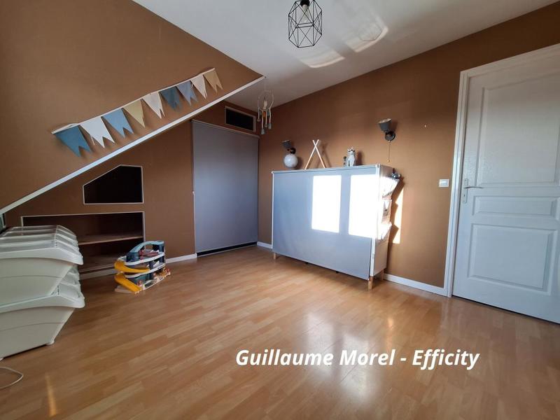 Maison - 112 m² - 7 pièces