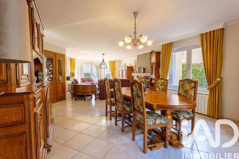 Maison de maîtres - 170 m² - 8 pièces