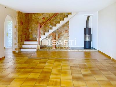 Villa - 130 m² - 5 pièces