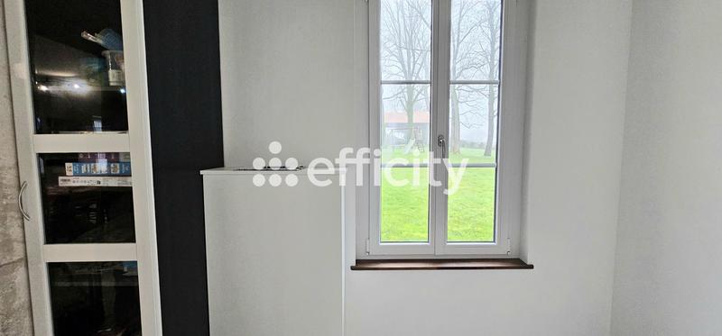 Villa - 279 m² - 9 pièces