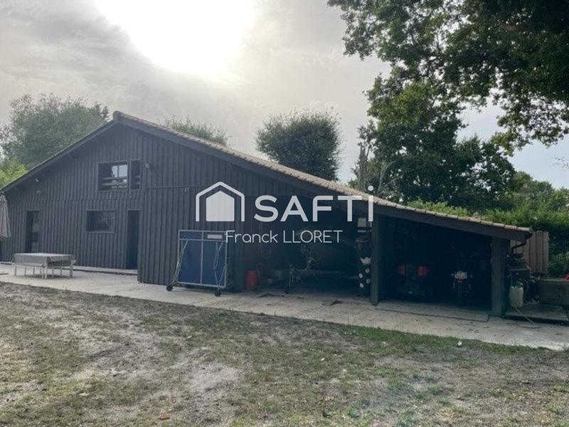 Maison - 300 m² - 11 pièces