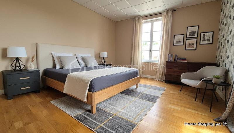 Maison - 210 m² - 7 pièces