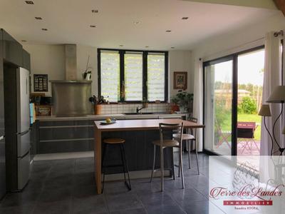 Maison - 149 m² - 6 pièces