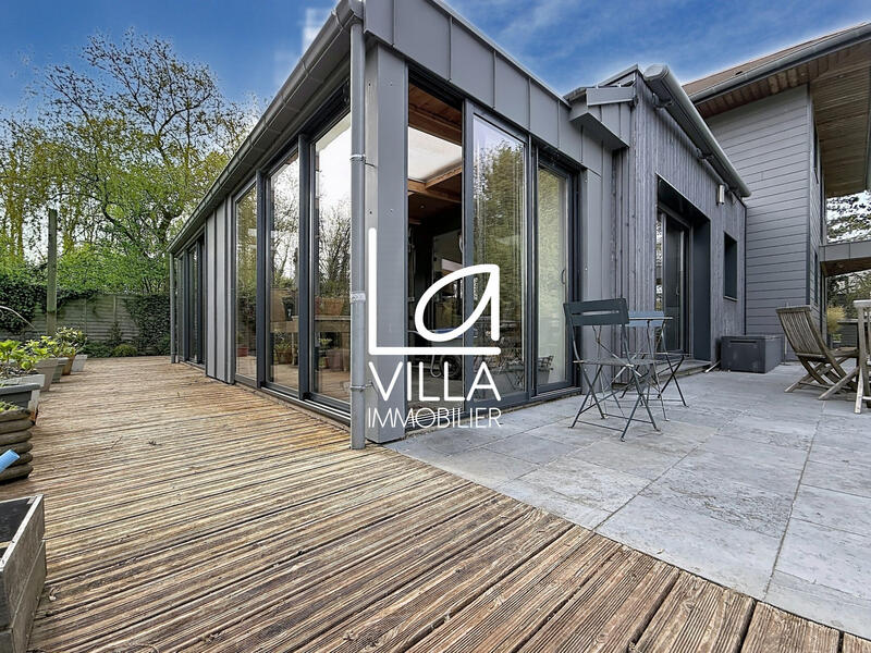 Maison - 176 m² - 7 pièces