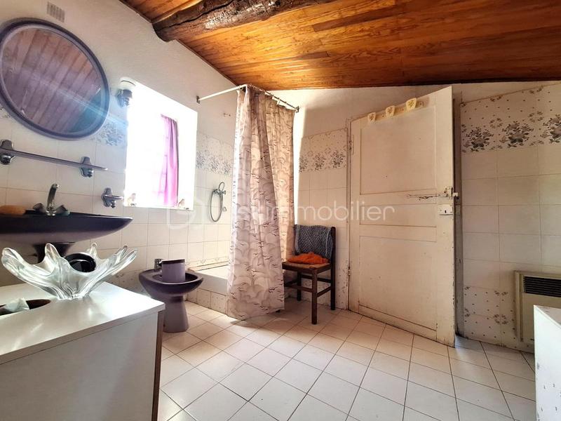 Maison de village - 88 m² - 4 pièces