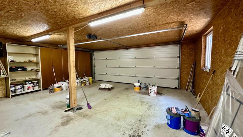 Maison - 200 m² - 7 pièces