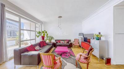 Appartement - 120 m² - 5 pièces