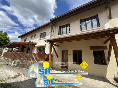 Maison - 176 m² - 8 pièces