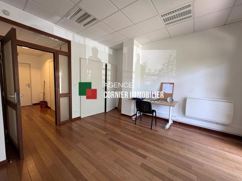 Bureau - 40 m² - 2 pièces