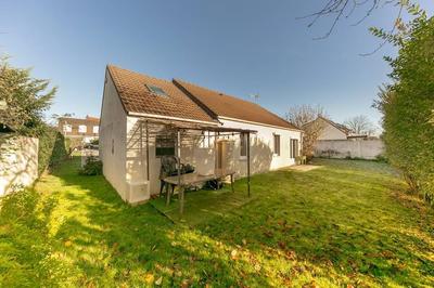 Maison - 75 m² - 4 pièces
