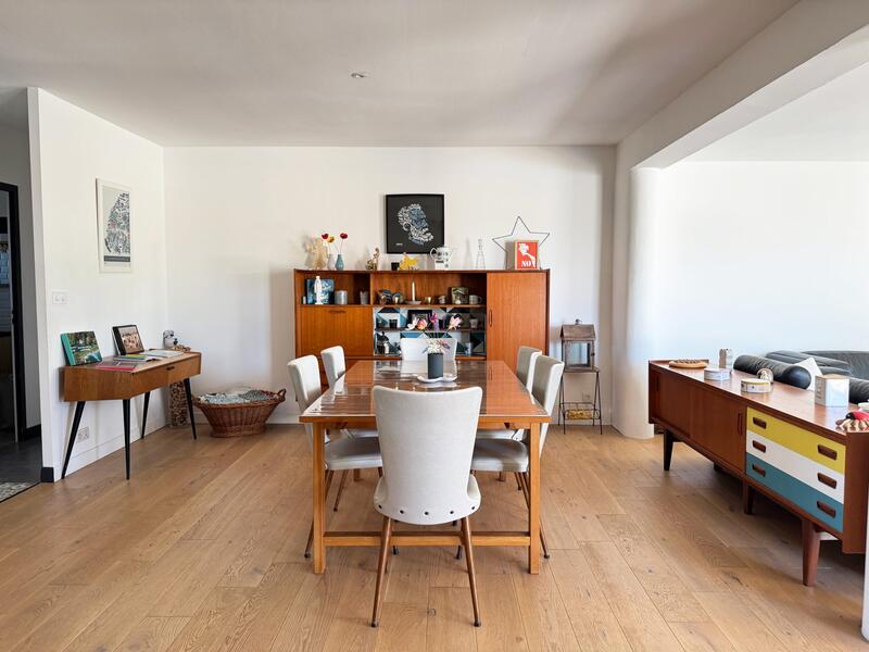 Maison - 192 m² - 8 pièces