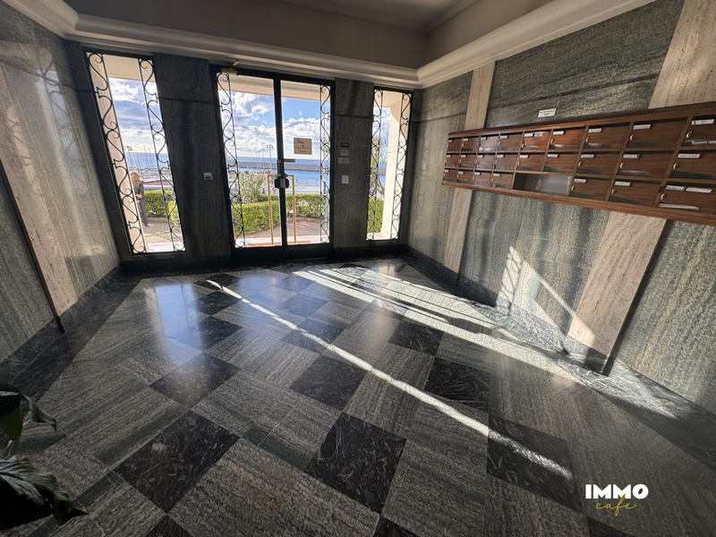 Appartement - 89 m² - 3 pièces