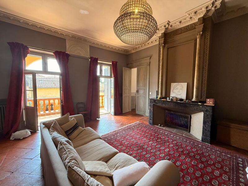 Maison de maîtres - 434 m² - 7 pièces